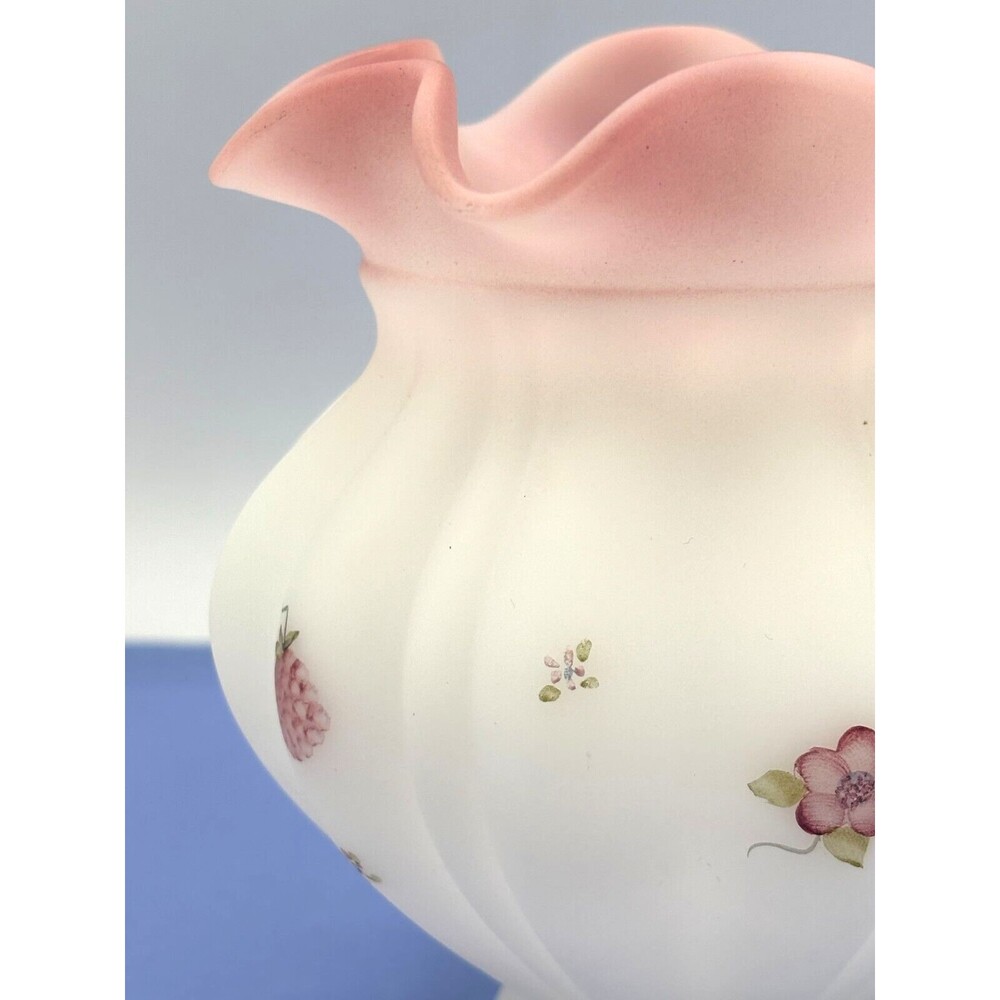 Fenton White Satin Sm Vase Romantic Country Berries & Blossoms Opaque Signed EUC - Picture 10 of 16